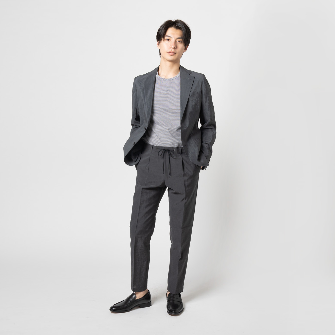 伊カノニコ社 オフリミッツ セットアップパンツ チャコール無地 | ONLY