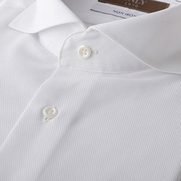 トラベラー / ストレッチノンアイロン カッタウェイ スナップボタン ホワイト ツイル