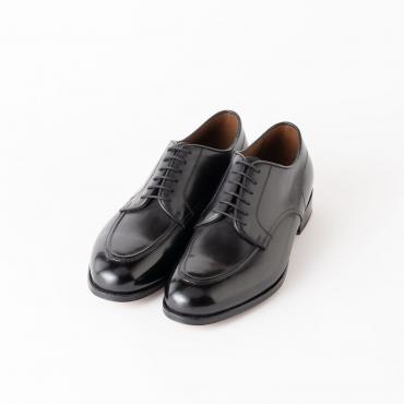 外羽根Uチップシューズ ブラック