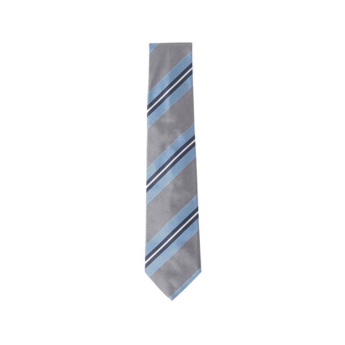 凛とした印象のシルバーグレーのネクタイ