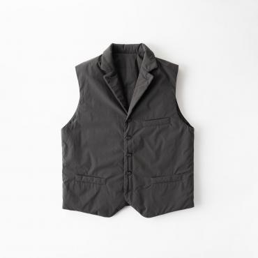 テーラーズV 襟付き中綿ベスト チャコール